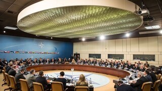 Poľsko na summite NATO požiada o vyslanie mierovej misie na Ukrajinu, oznámil poľský premiér